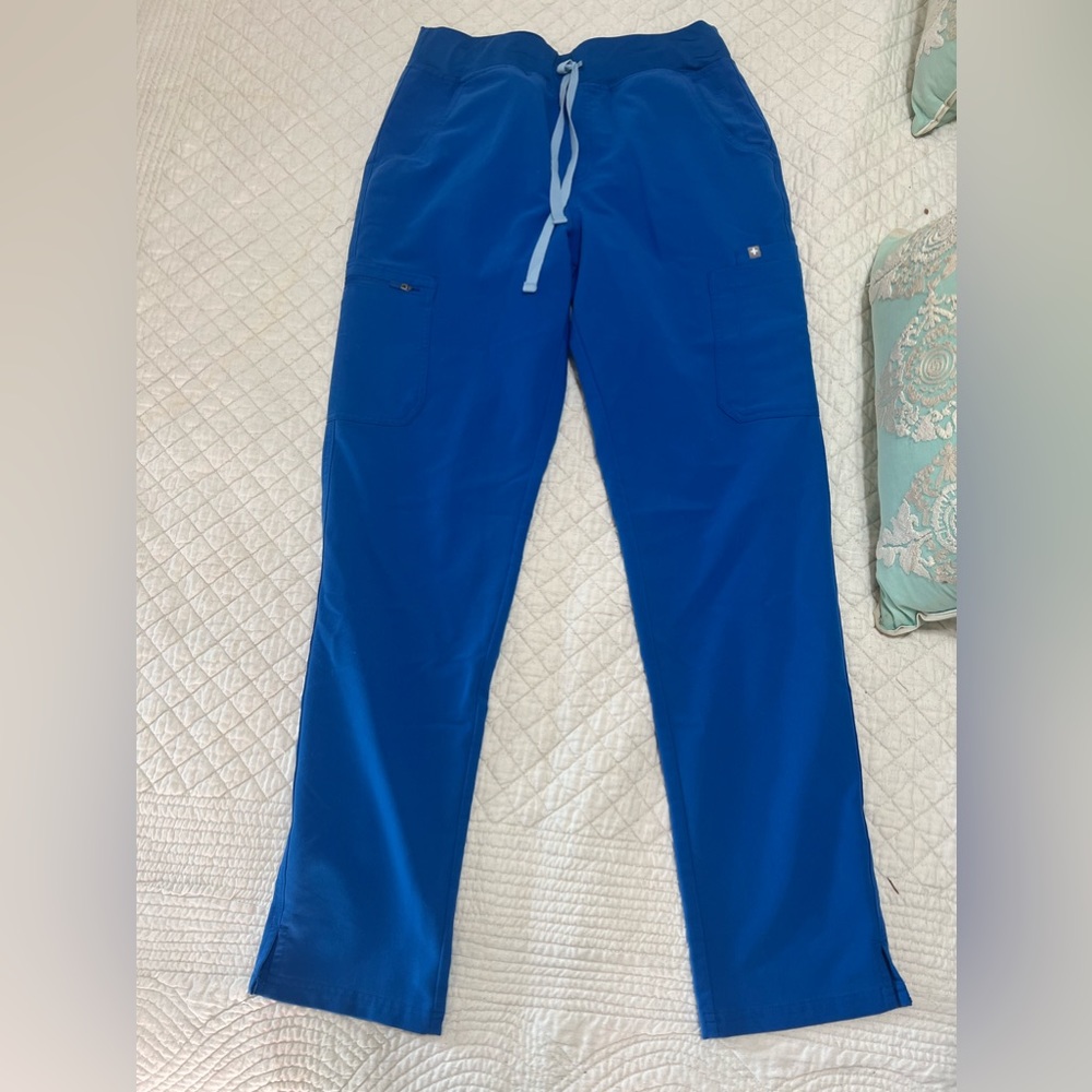 Figs Yola Skinny Leg Scrub Pants, Medium-Tall, Royal Blue, Excellent condition!